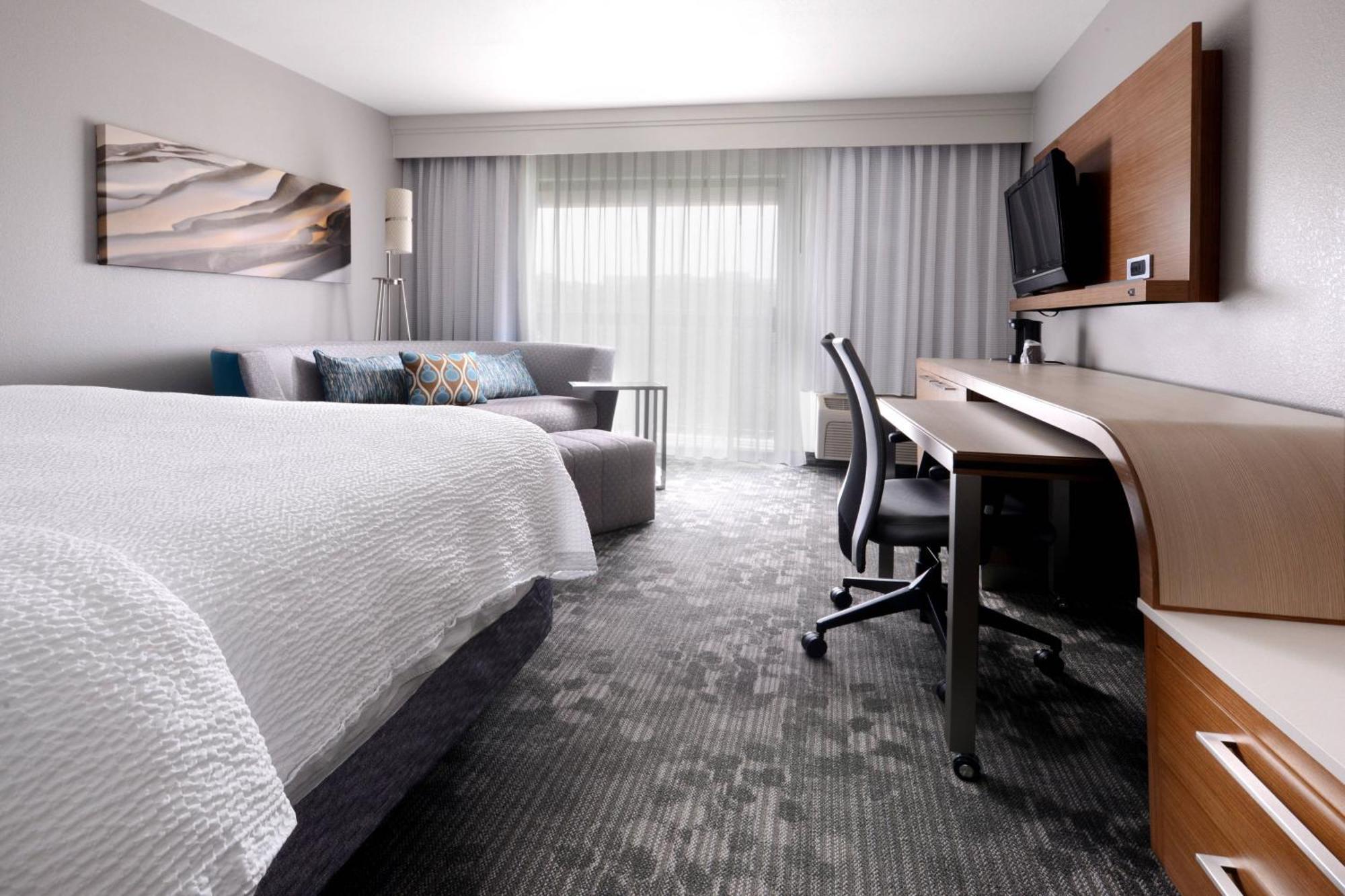 Courtyard By Marriott Houston Northwest Hotel Exterior photo